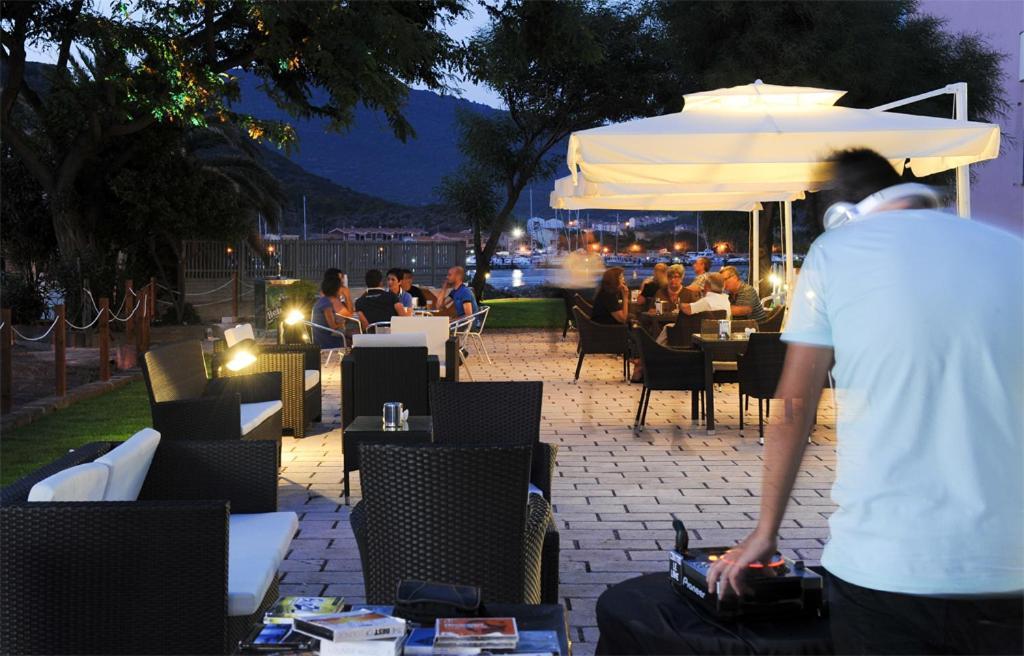 Sporting Hotel Stella Maris Боза-Марина Экстерьер фото